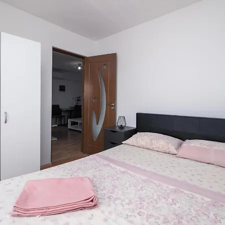 2 Bedroom In Casa vacanze