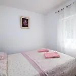 2 Bedroom In Holiday home