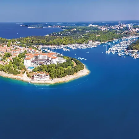 2 Bedroom Cozy In Σπίτι διακοπών Πούλα