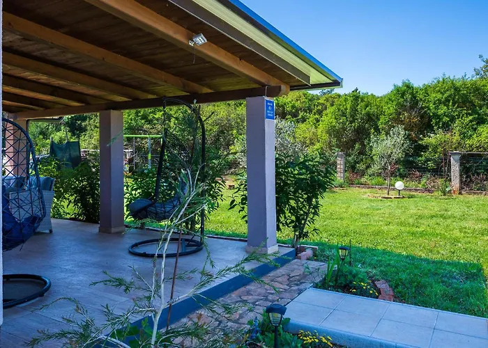 Σπίτι διακοπών 2 Bedroom Cozy In